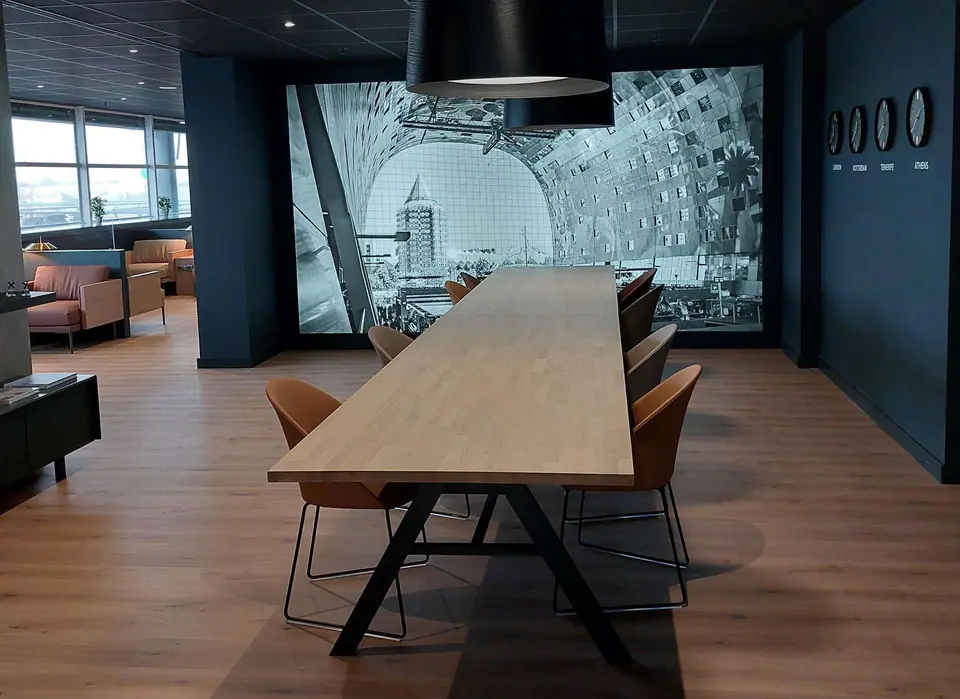 Prima Vista Lounge — 2