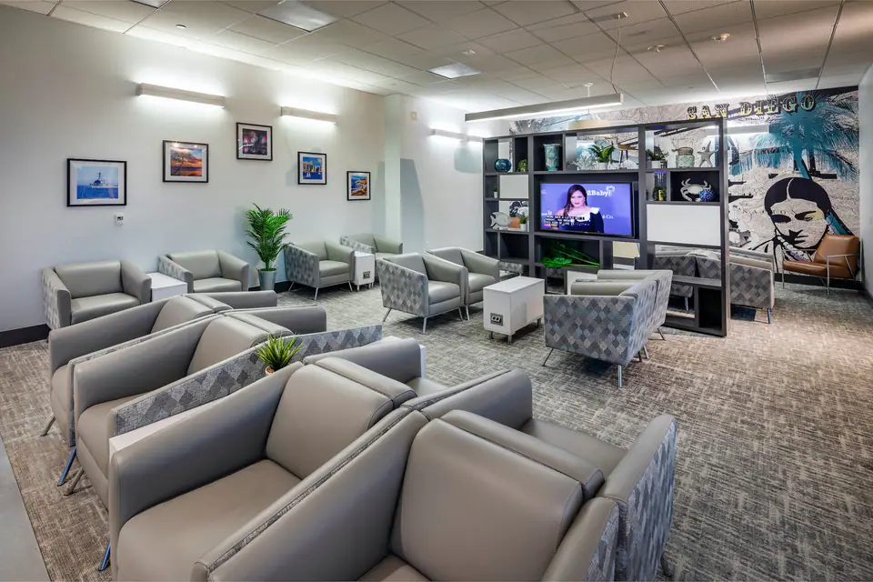 Aspire Lounge — 3