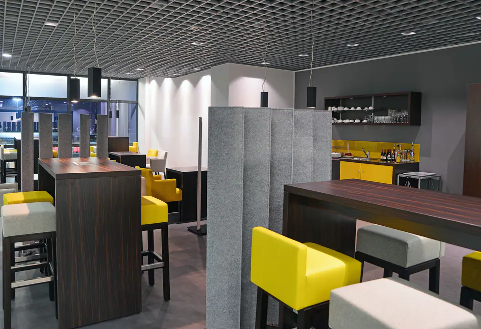 SCN Business Lounge — 2