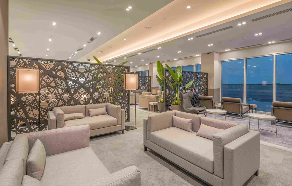 The Lounge — 5