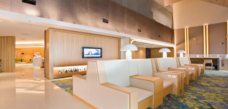Ambassador Transit Lounge — 3