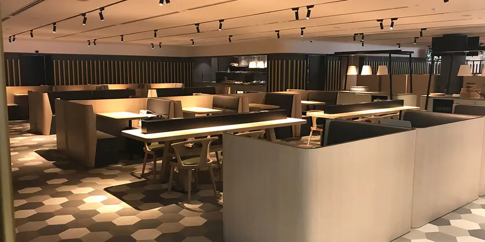 BLOSSOM - SATS & Plaza Premium Lounge