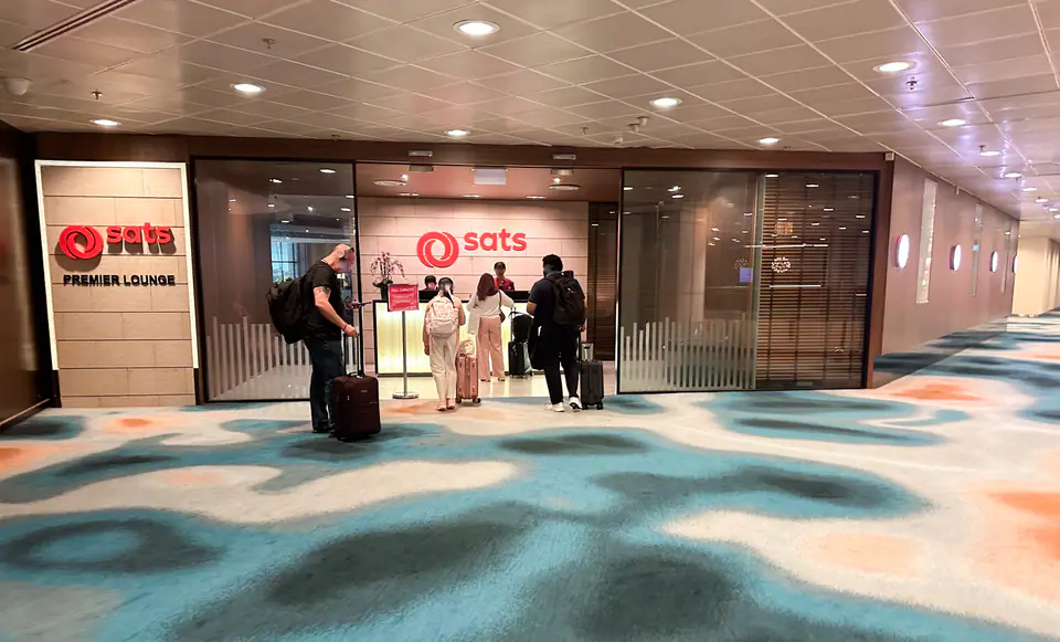 SATS Premier Lounge — 5