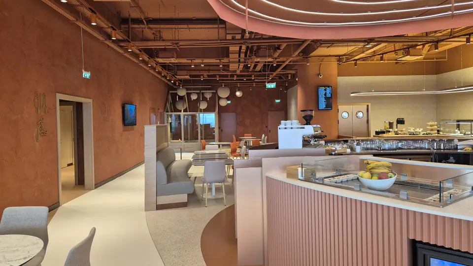 Primeclass Lounge — 4