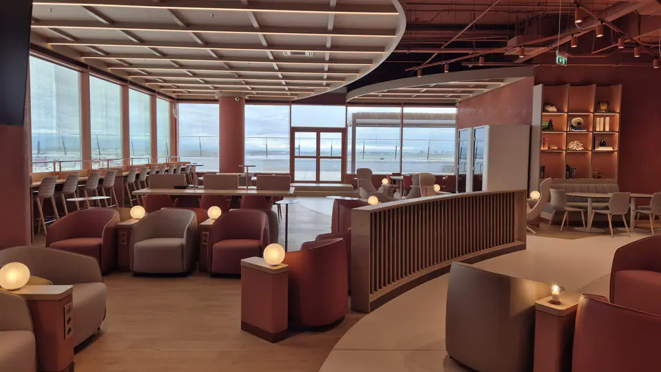 Primeclass Lounge — 5