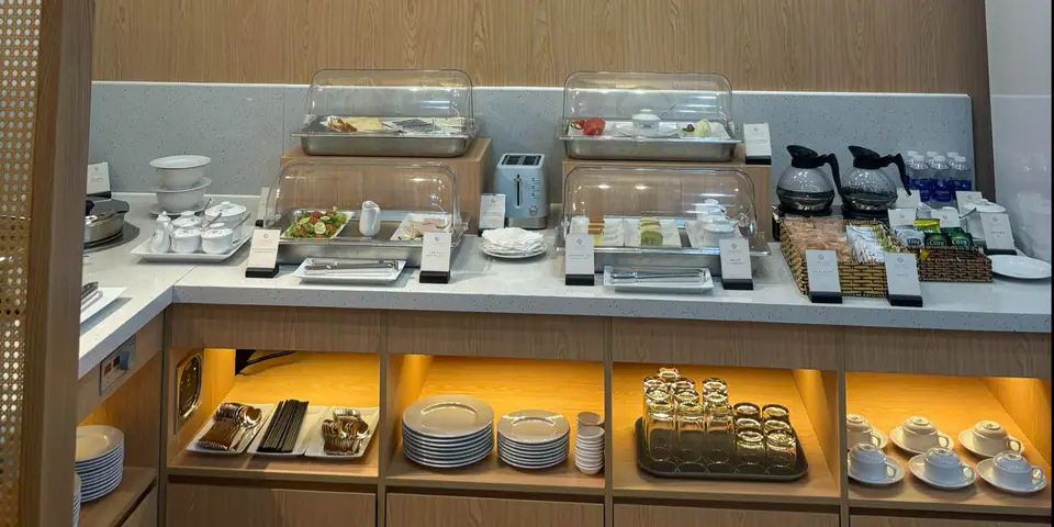 SH Premium Lounge Con Dao — 2