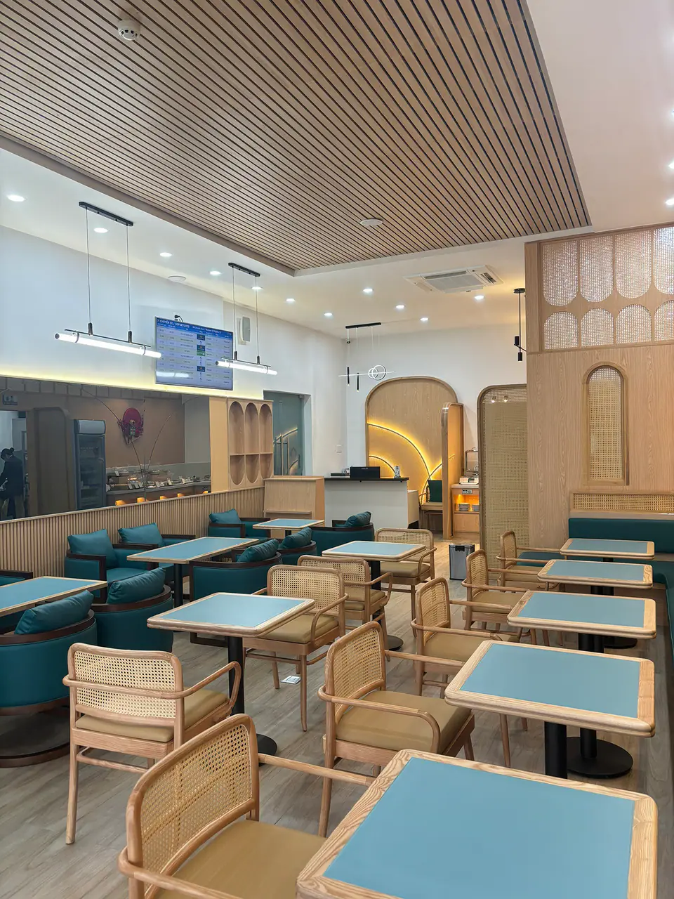 SH Premium Lounge Con Dao — 5
