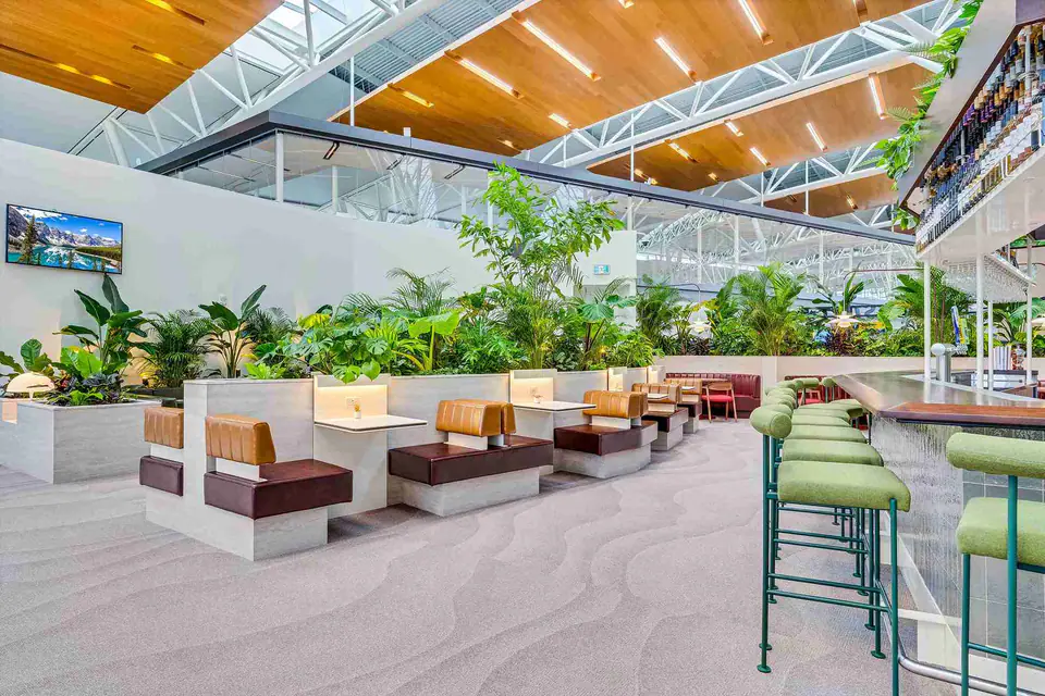 Aspire Lounge Transborder — 2