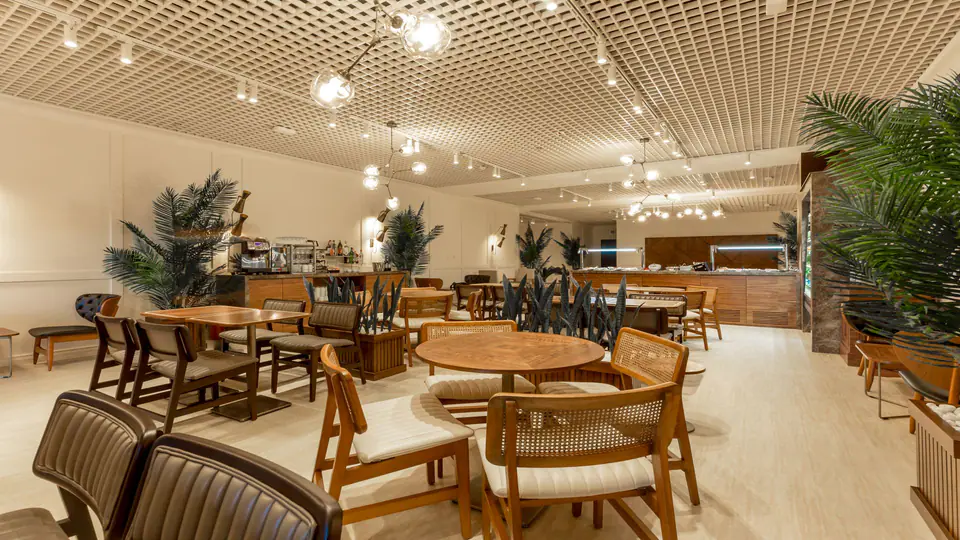 Primeclass Lounge — 3