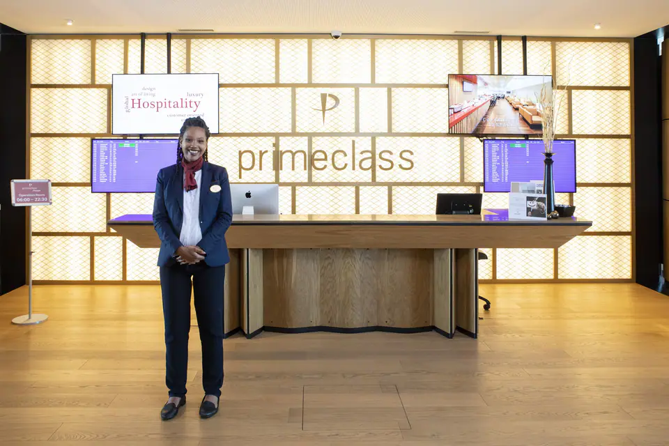 Primeclass Lounge — 1