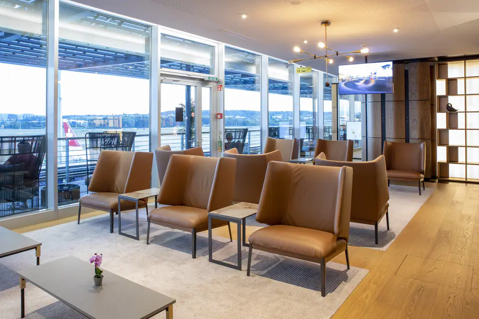 Primeclass Lounge — 4